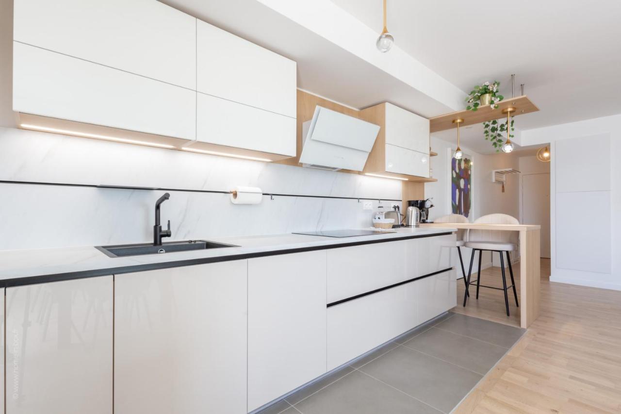 Sur Un Nuage By Plaza Apartment เซร์ริส ภายนอก รูปภาพ